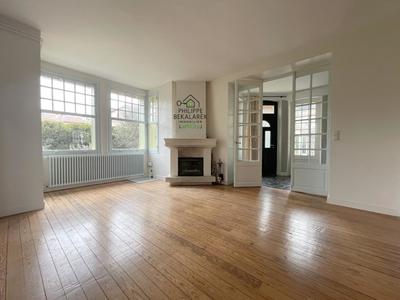 Maison - 228 m² - 9 pièces