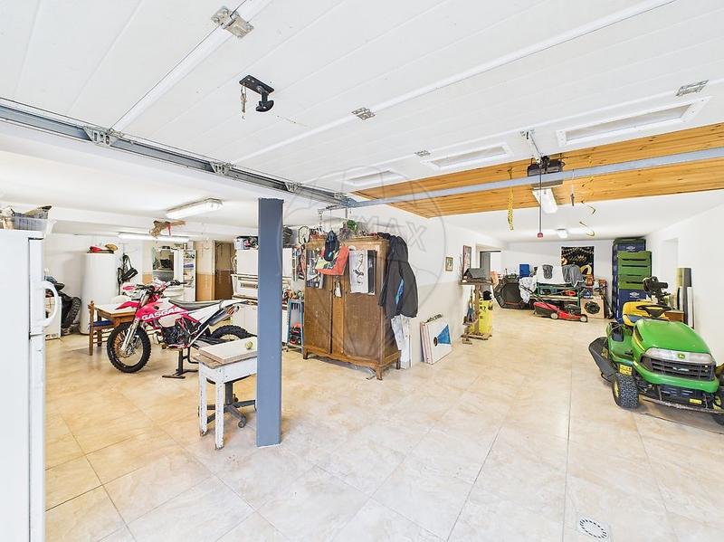 Châlet - 175 m² - 9 pièces