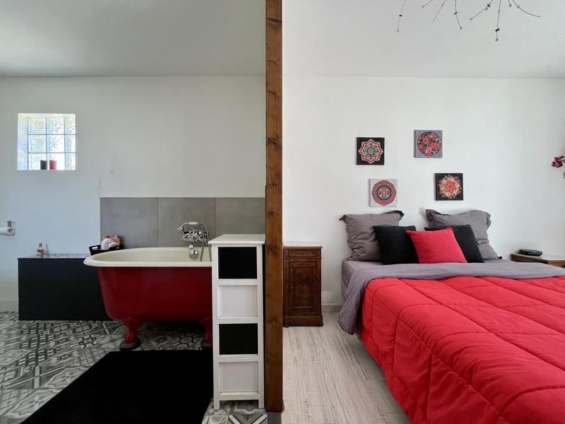 Maison - 295 m² - 12 pièces