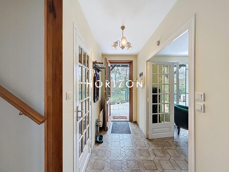 Villa - 102 m² - 5 pièces