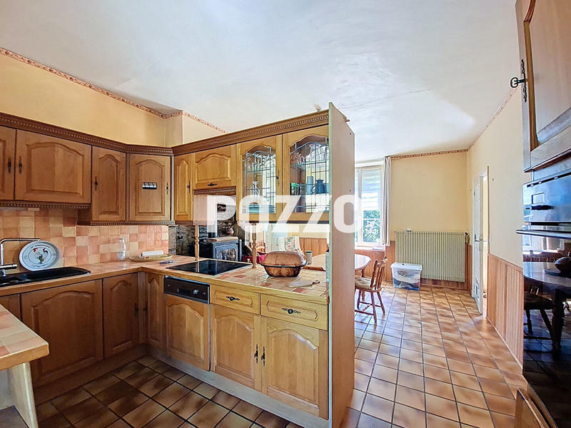 Maison - 130 m² - 5 pièces