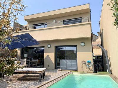 Villa - 98 m² - 4 pièces