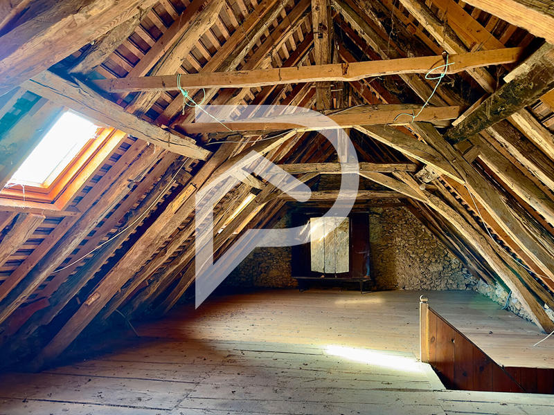 Maison - 152 m² - 8 pièces