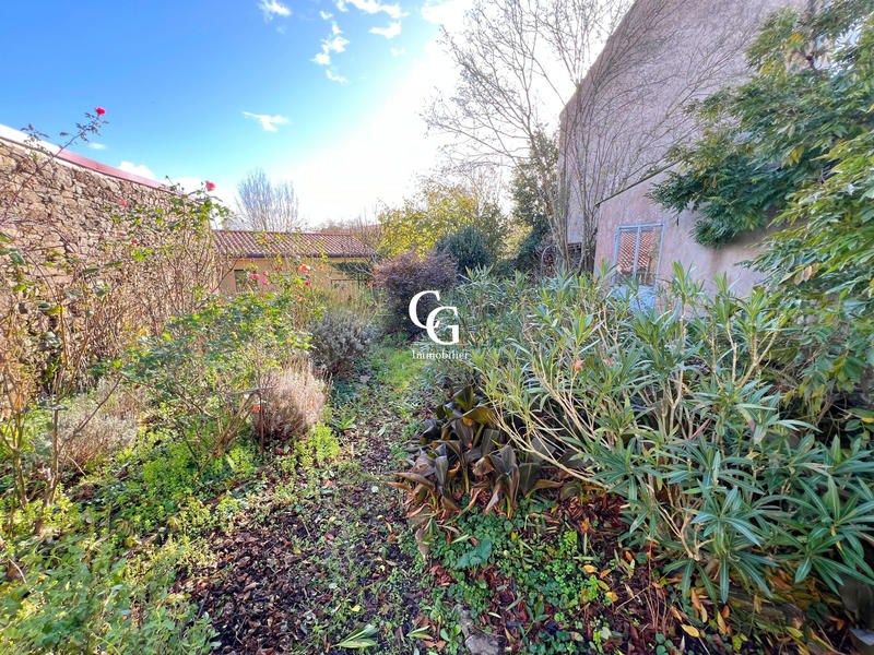 Maison - 208 m² - 6 pièces