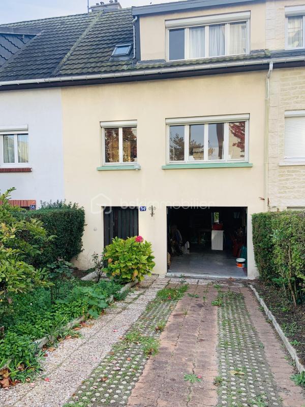 Maison de ville - 92 m² - 4 pièces