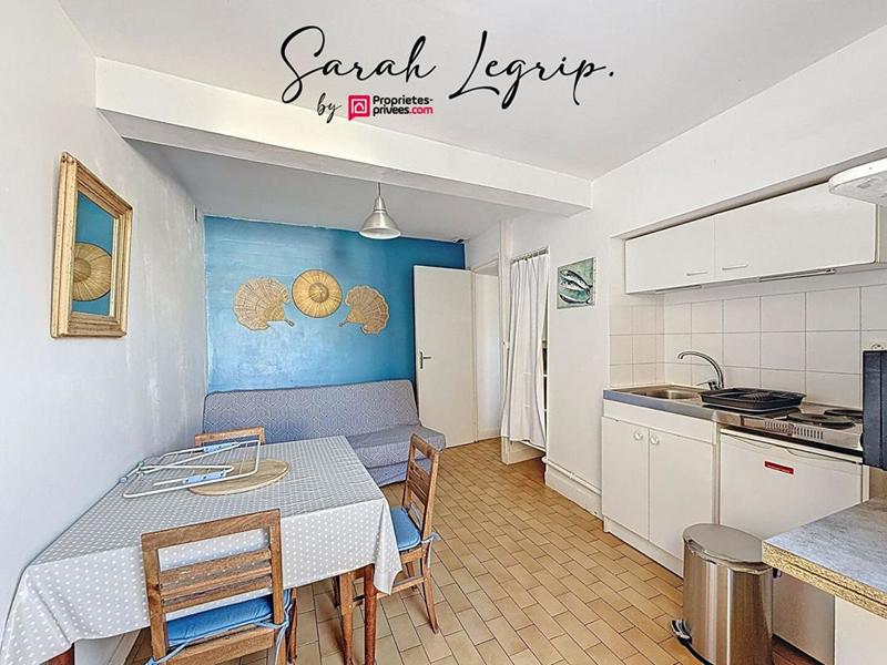 Maison - 256 m² - 9 pièces