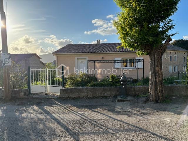 Maison de village - 62 m² - 3 pièces