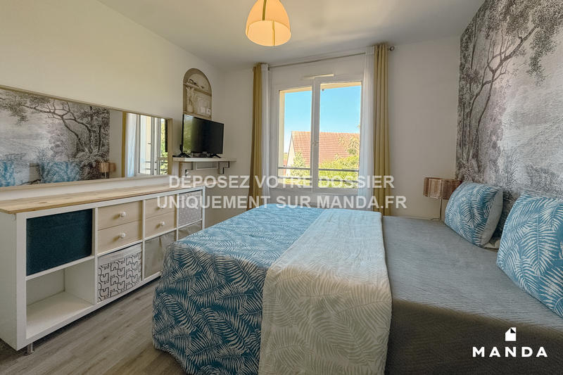 Chambre - 9 m² - 5 pièces