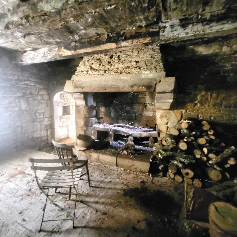 Maison ancienne - 180 m² - 7 pièces