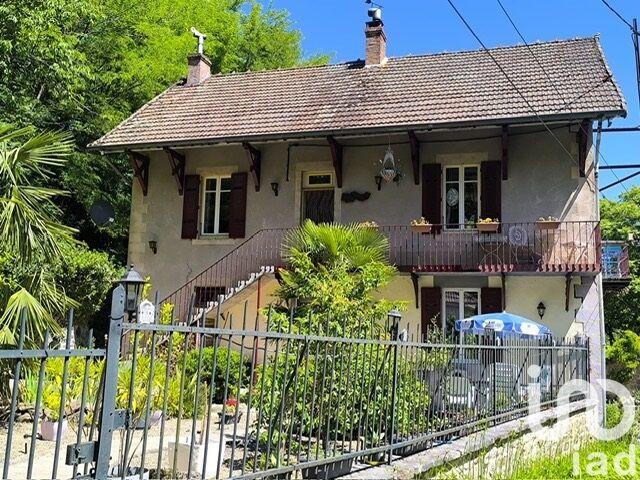 Maison de campagne - 210 m² - 10 pièces