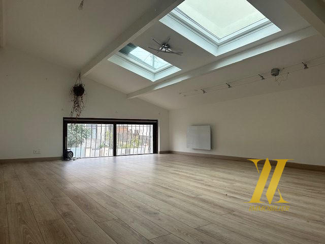 Maison traditionnelle - 180 m² - 6 pièces