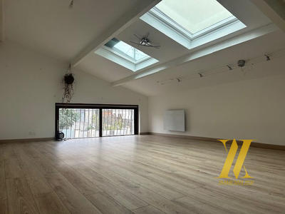 Maison traditionnelle - 180 m² - 6 pièces