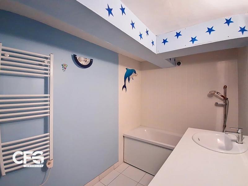 Maison - 145 m² - 7 pièces