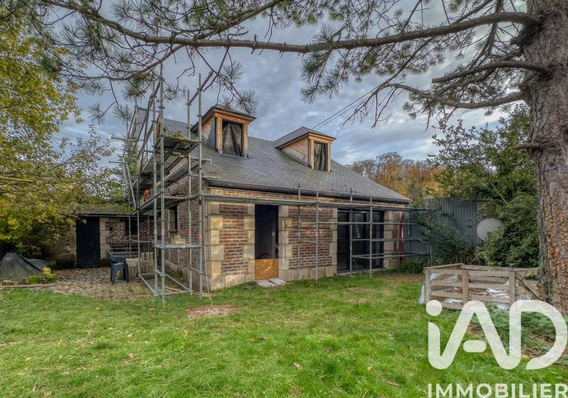 Maison - 225 m² - 8 pièces