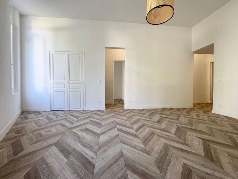 Appartement - 88 m² - 4 pièces