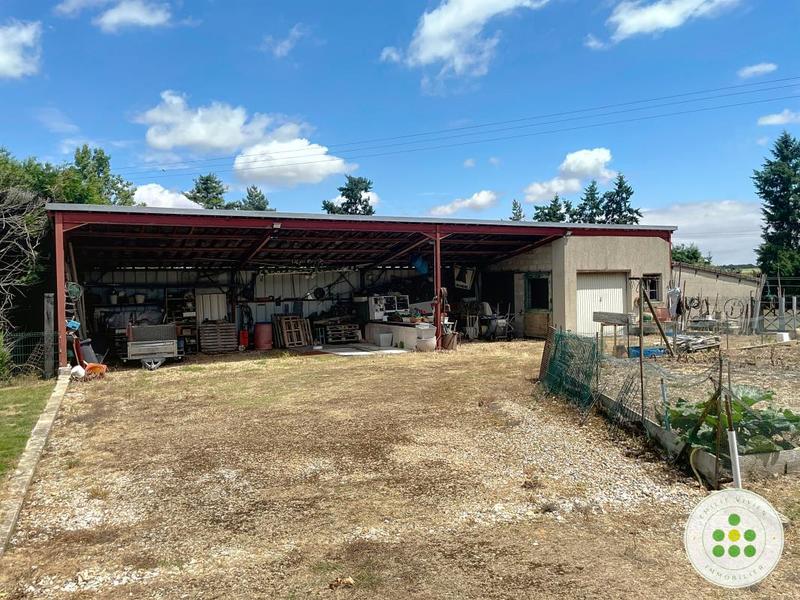 Maison - 330 m² - 8 pièces