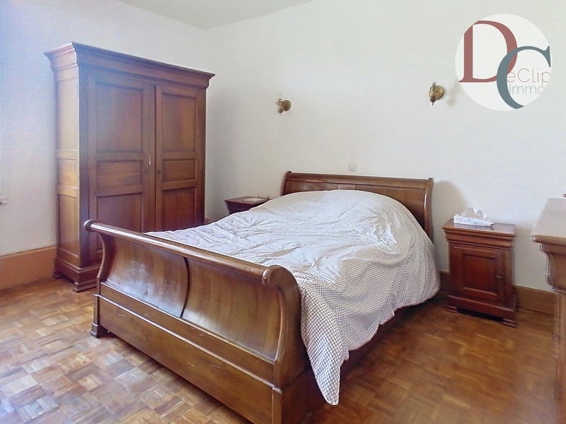 Maison - 190 m² - 7 pièces