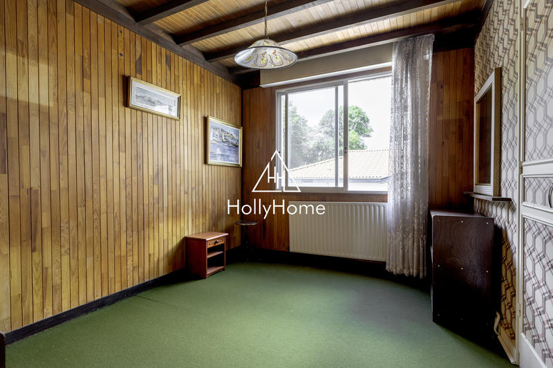 Maison - 170 m² - 8 pièces