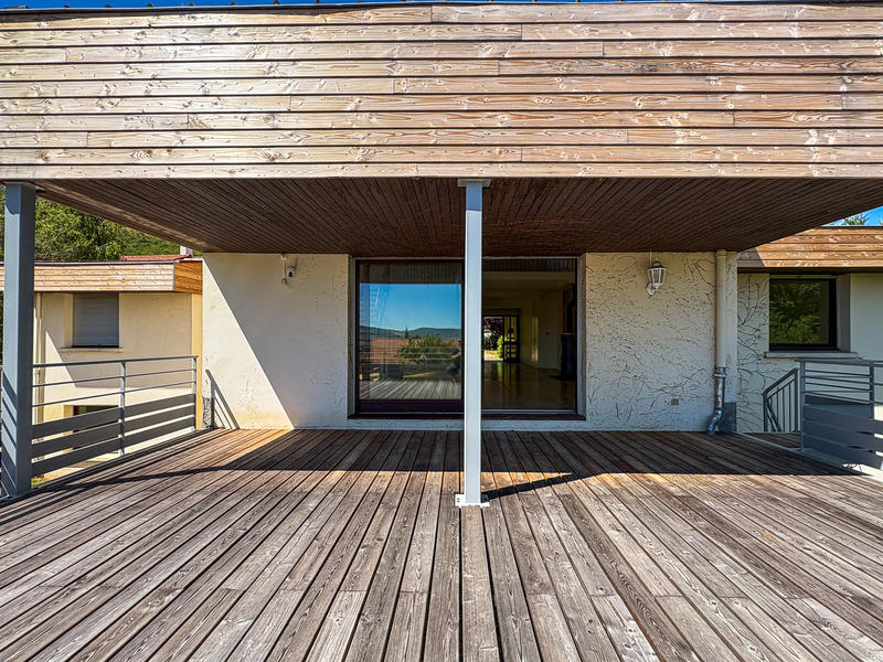 Villa - 290 m² - 10 pièces