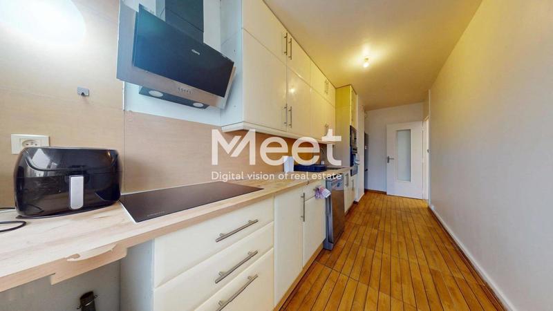 Appartement - 102 m² - 5 pièces