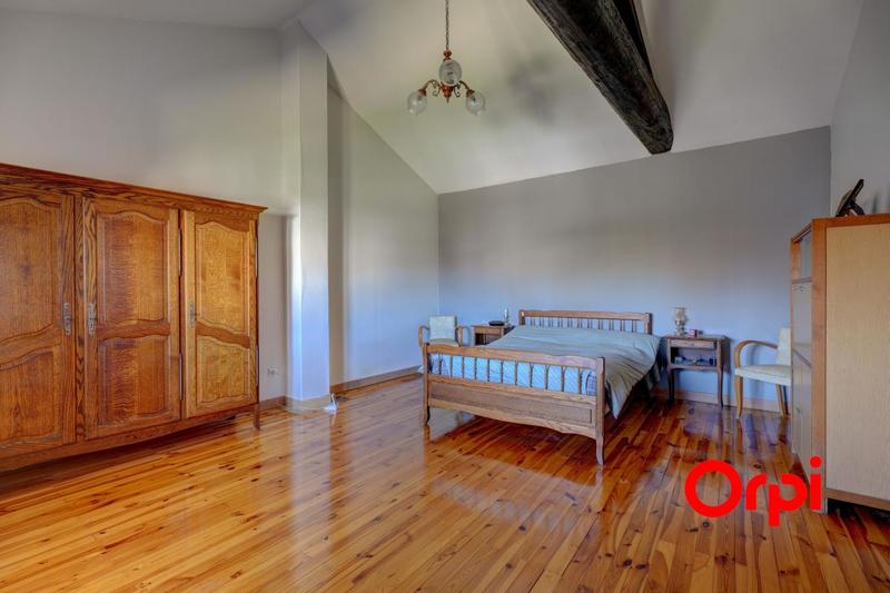 Maison - 293 m² - 5 pièces