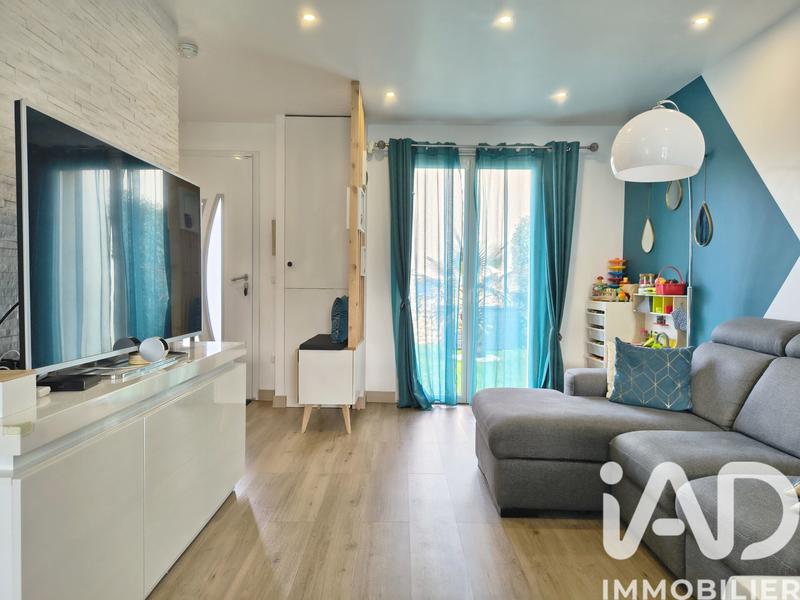 Maison - 96 m² - 4 pièces