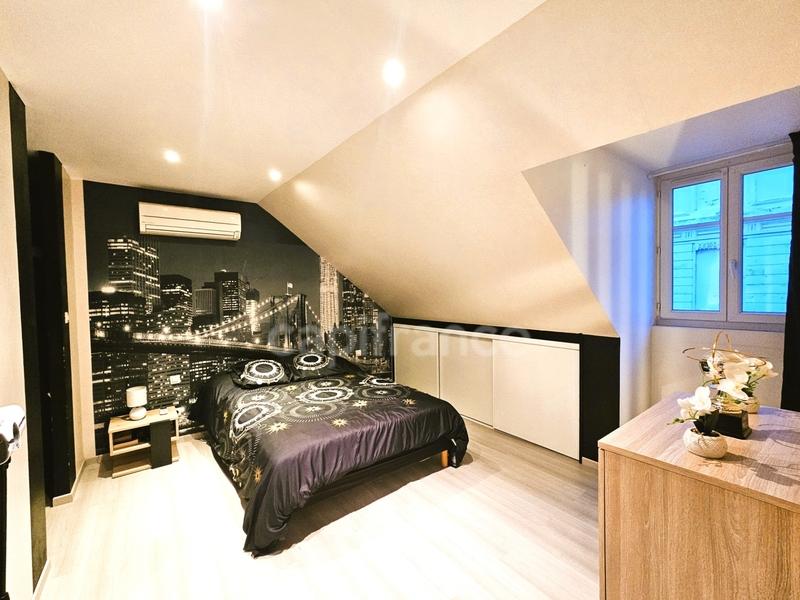 Appartement - 110 m² - 6 pièces