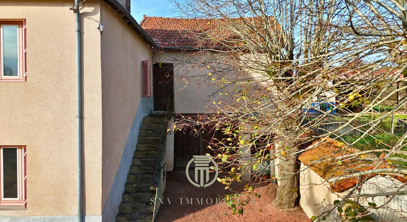 Maison - 102 m² - 5 pièces
