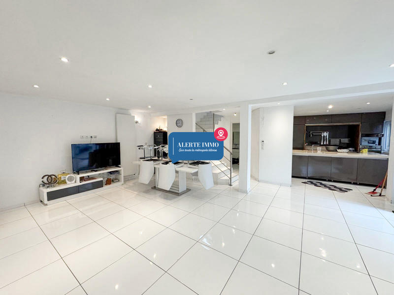 Maison - 125 m² - 4 pièces