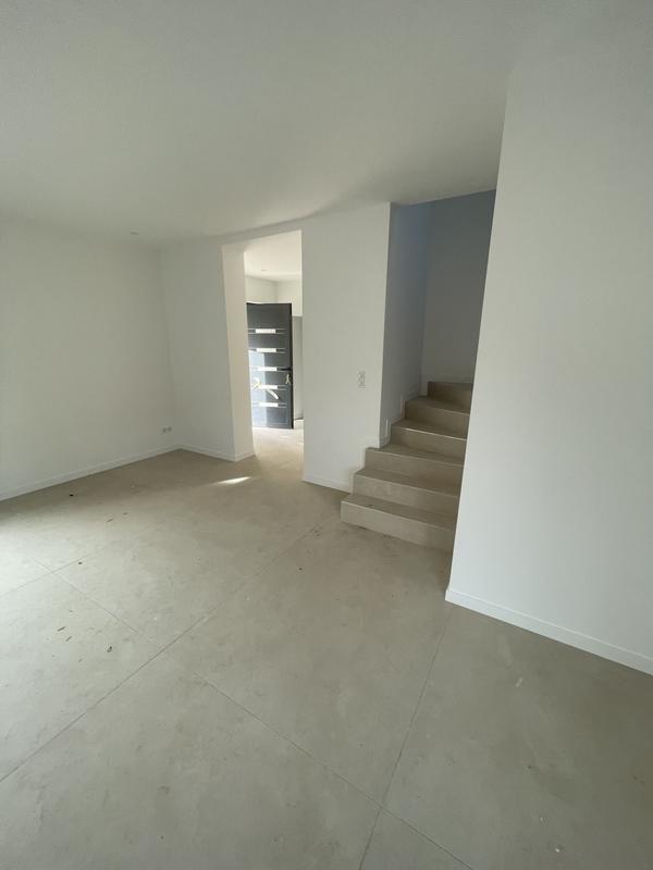 Villa - 159 m² - 5 pièces