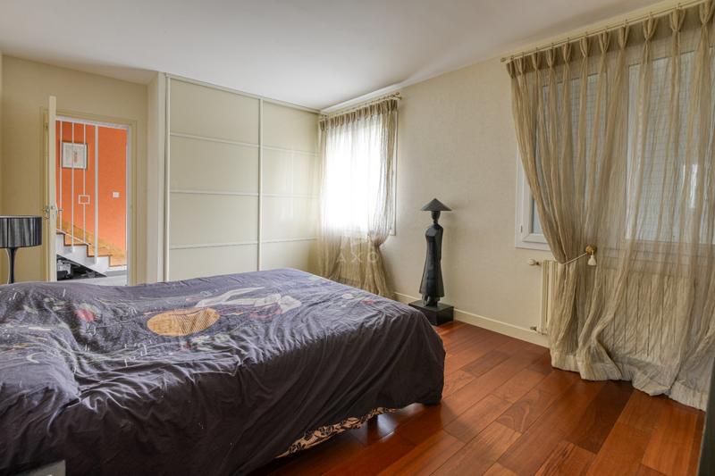 Maison - 170 m² - 7 pièces