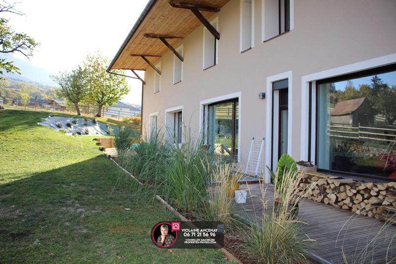 Maison - 320 m² - 7 pièces