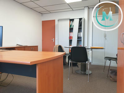 Bureau - 720 m² - 19 pièces