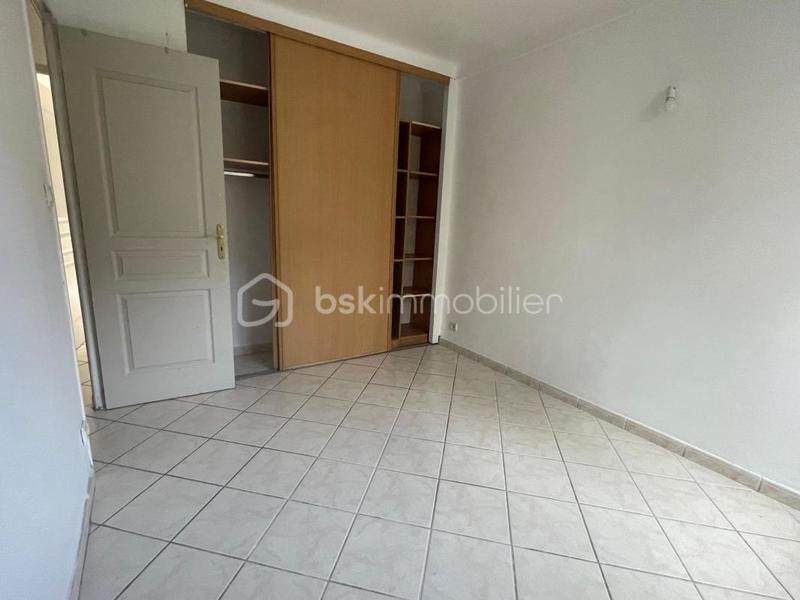Appartement - 65 m² - 4 pièces