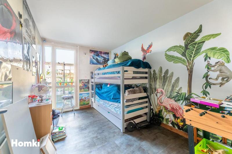 Appartement - 75 m² - 4 pièces