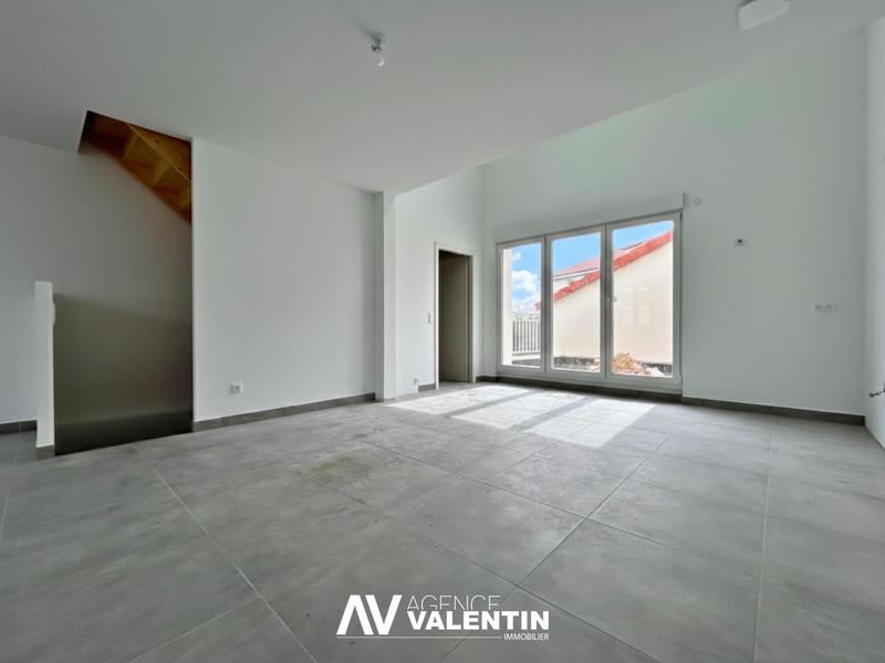 Maison - 92 m² - 4 pièces