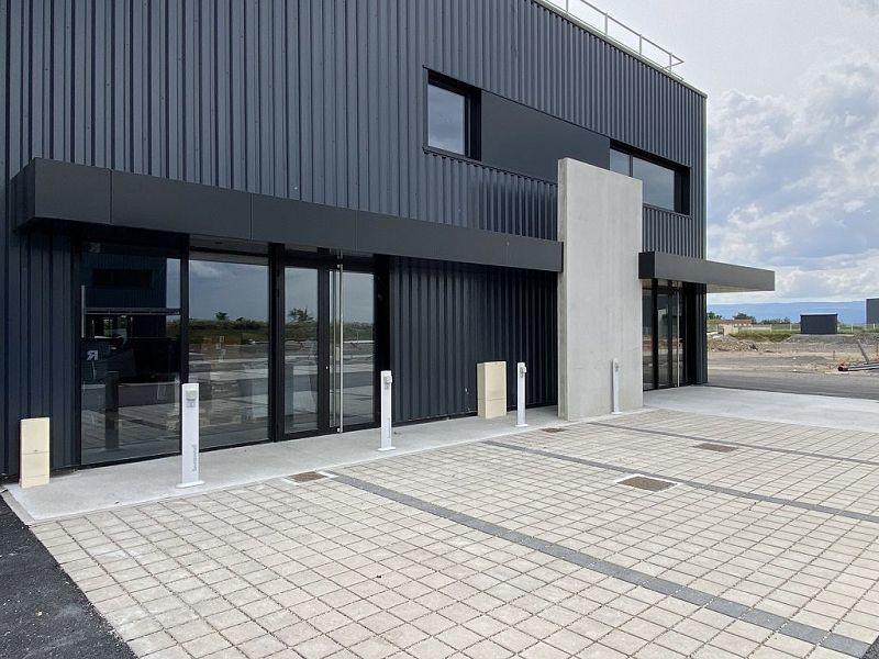 Local commercial - 186 m² - 2 pièces