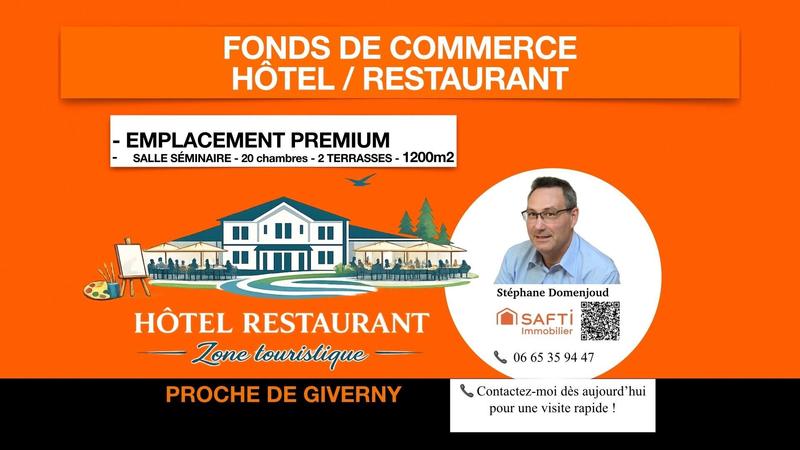 Local commercial - 1 200 m² - 33 pièces