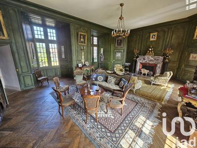 Château - 2 980 m² - 26 pièces