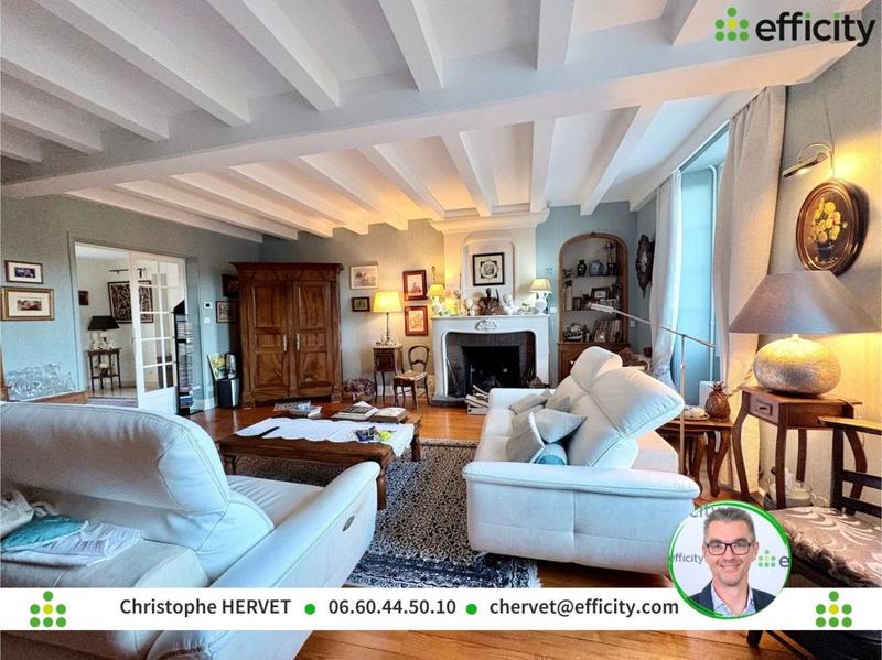 Maison - 380 m² - 11 pièces