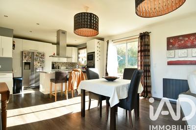 Maison - 117 m² - 5 pièces