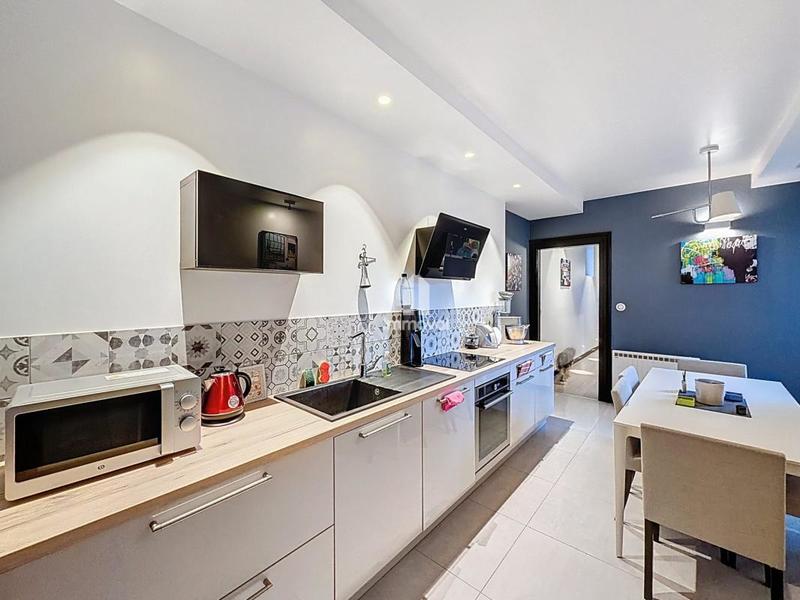 Appartement - 83 m² - 3 pièces