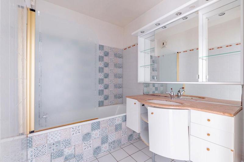 Duplex - 97 m² - 5 pièces