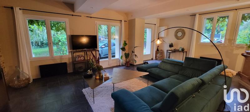 Maison - 239 m² - 6 pièces