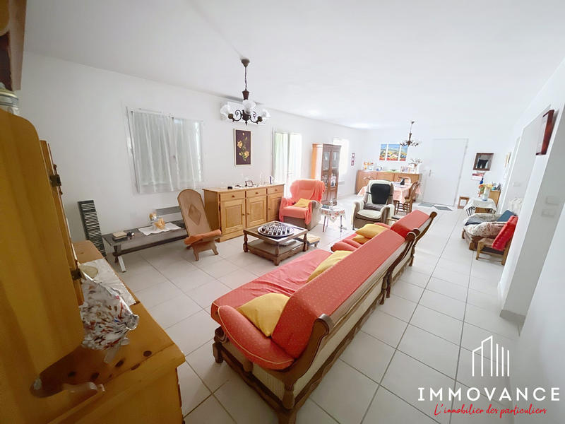 Villa - 200 m² - 6 pièces