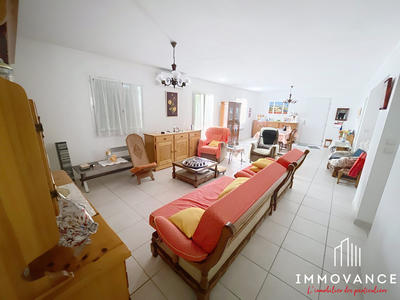 Villa - 200 m² - 6 pièces