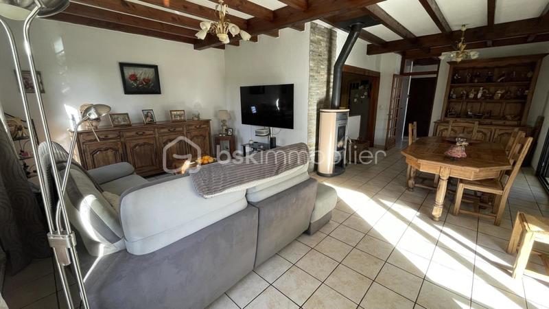 Propriété - 151 m² - 6 pièces