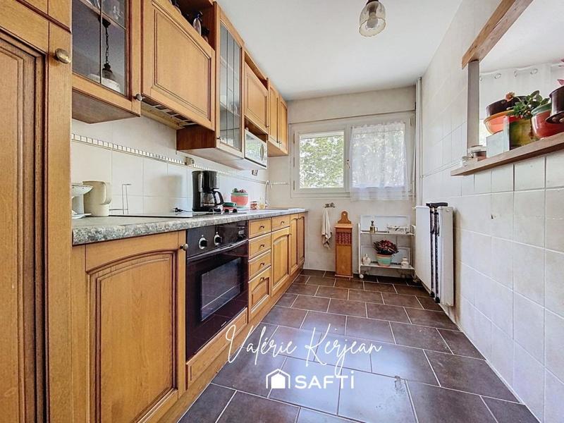 Appartement - 84 m² - 4 pièces