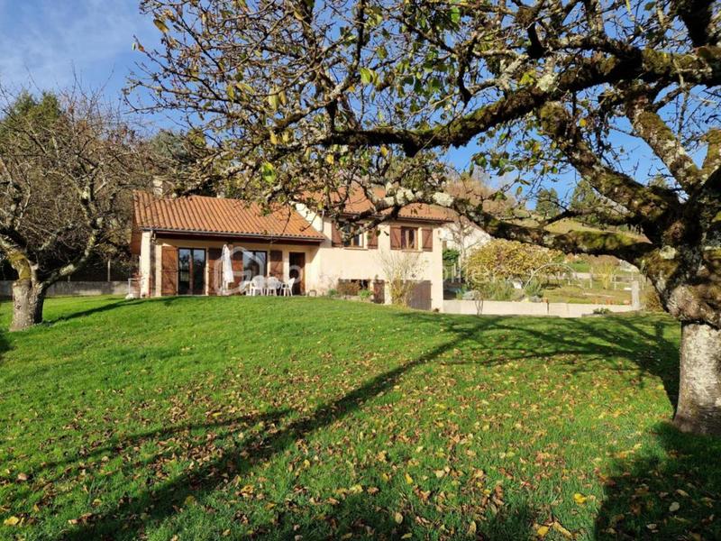 Maison - 95 m² - 5 pièces