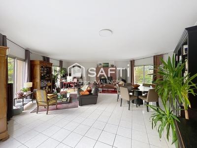 Maison - 152 m² - 6 pièces